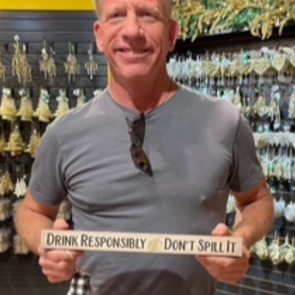 Meet your Posher, Giovanni - Picture 2 of 4